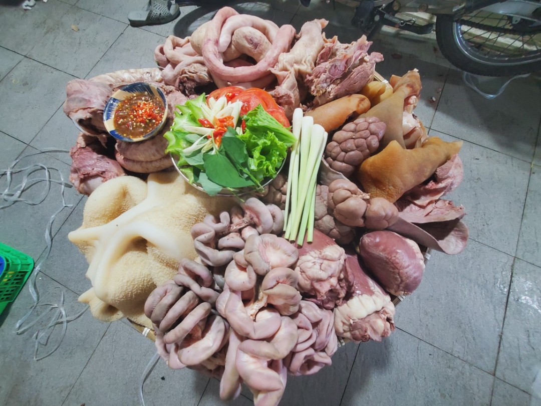 Lòng bò thập cẩm luộc sẵn